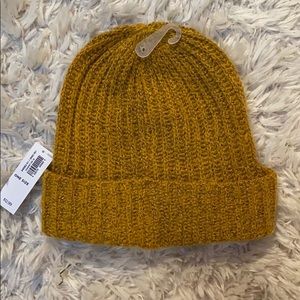 Mustard Yellow Knit Old Navy Beanie NWT